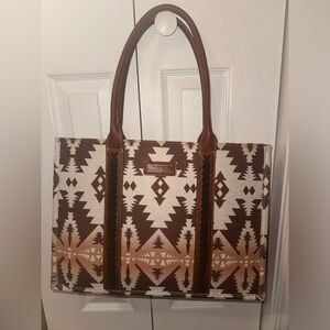 Wrangler Tote Bag (larger sized)